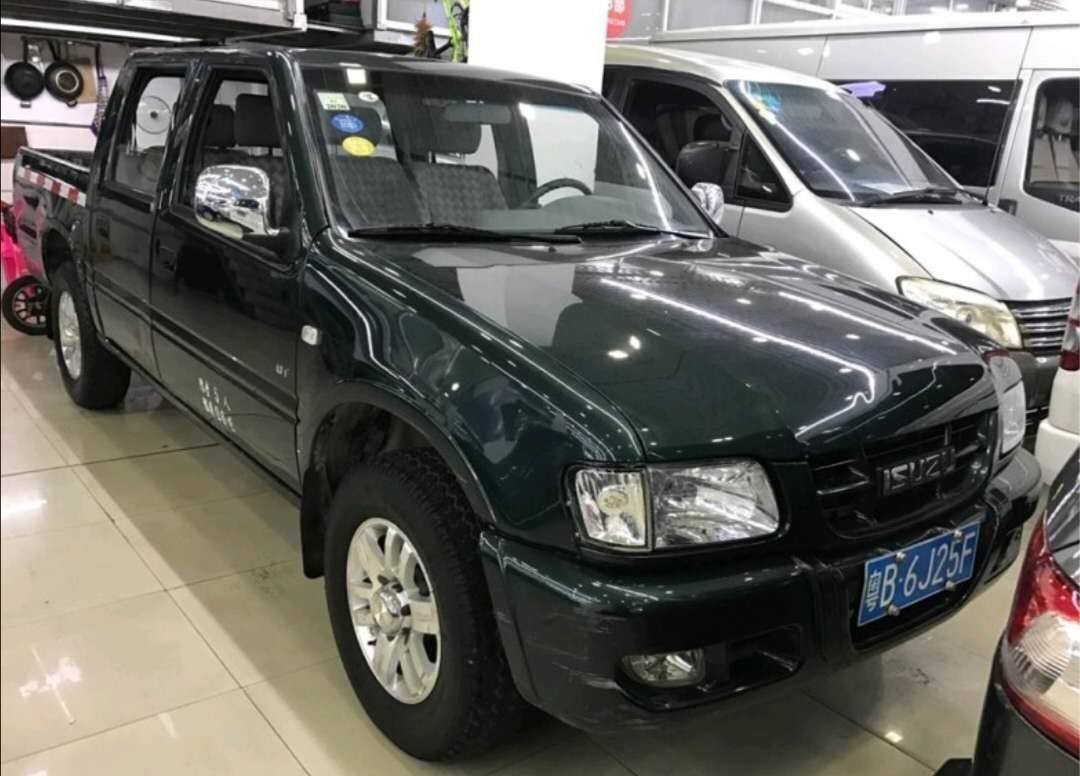 ISUZU Pickup 2015,2.8T 4x4  (1).jpg