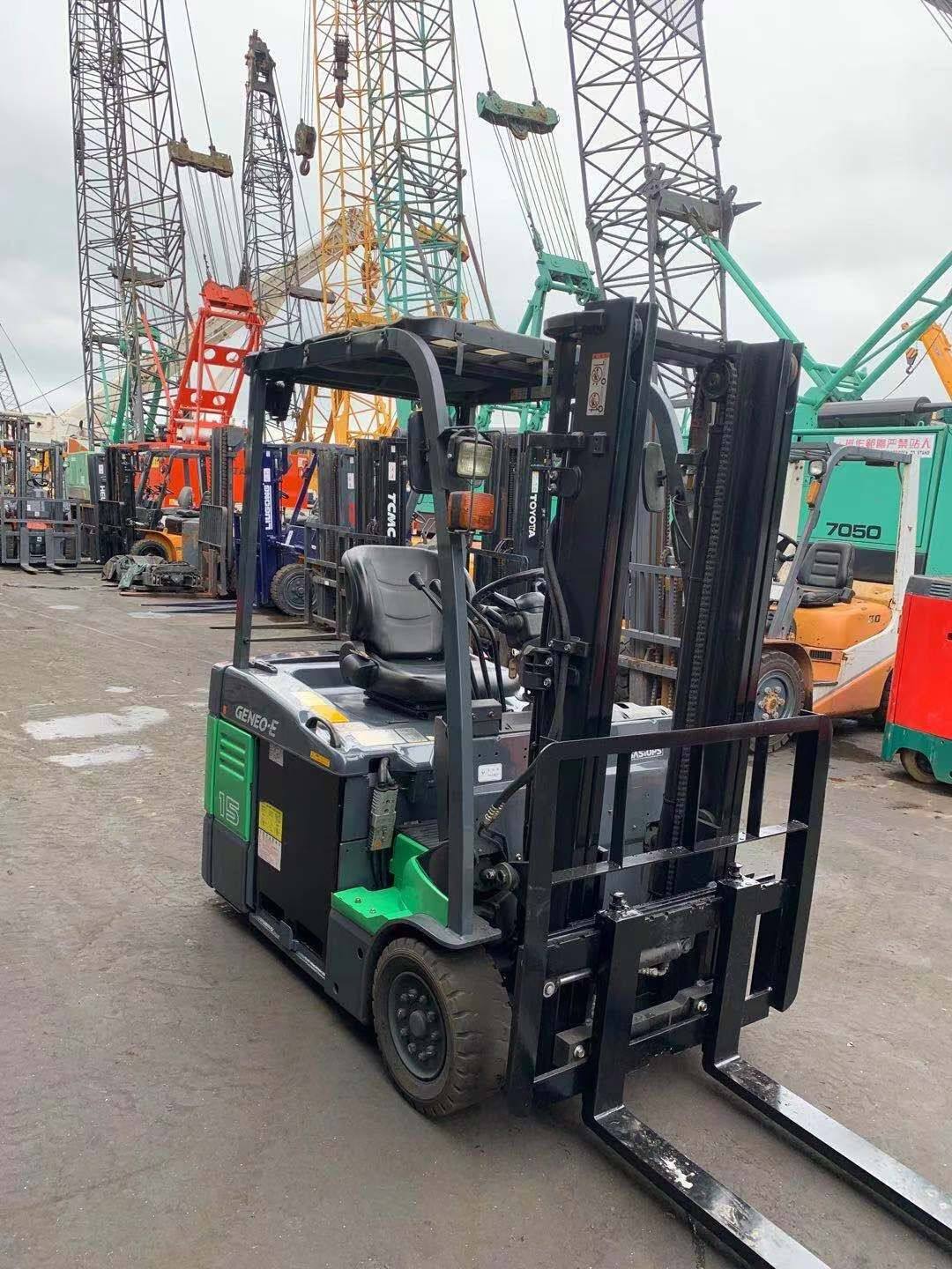 Used Electric forklift Toyota (7).jpg