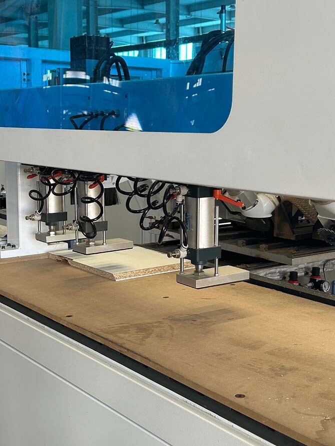 Центр обработки дверей, стен и шкафов КТГ-46 Центр обработки дверей, стен и шкафов КТГ-46