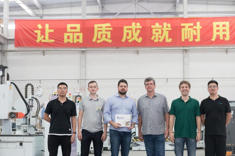 Приближается 20-летний юбилей Quick CNC Приближается 20-летний юбилей Quick CNC