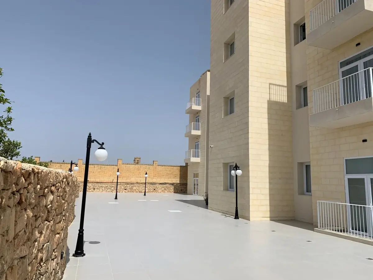 Decorative courtyard lighting from Baifu’s Malta project archive