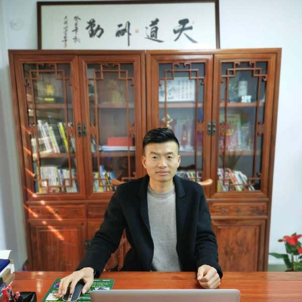 李恩亮 学长
