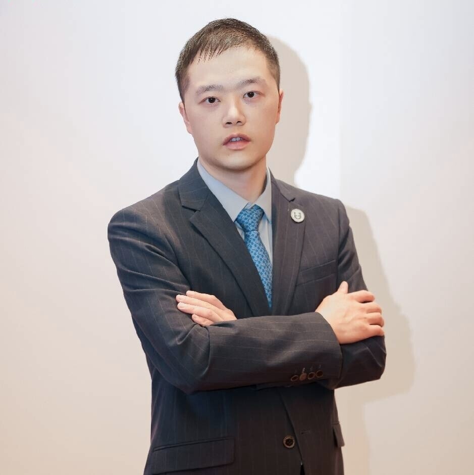 谭跃仑 学长
