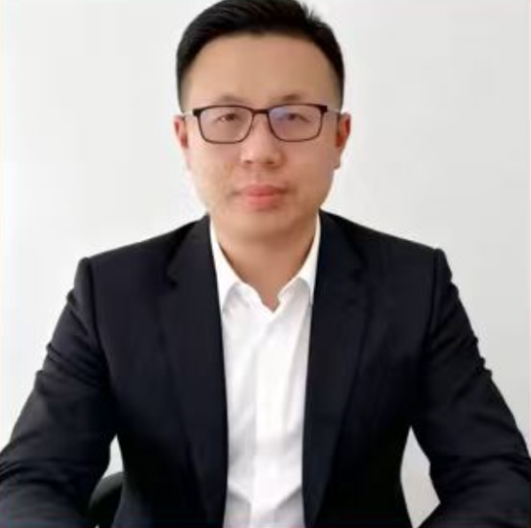 蔡秀涛 学长