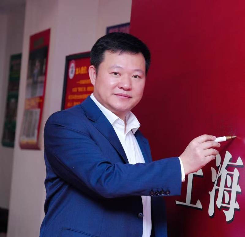 罗振国 学长