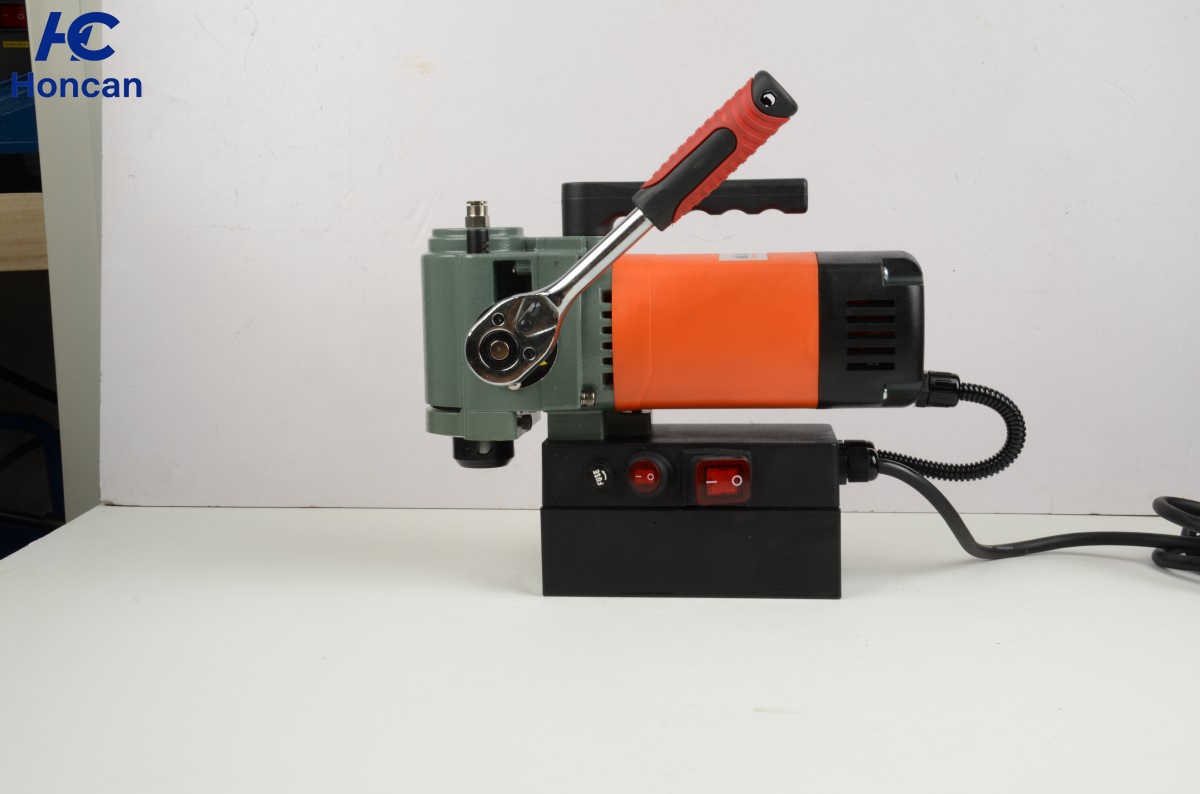 VDW50