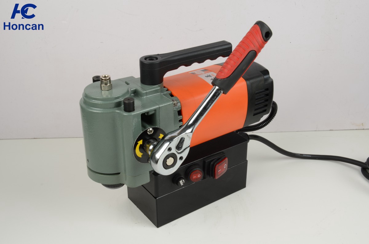 VDW50