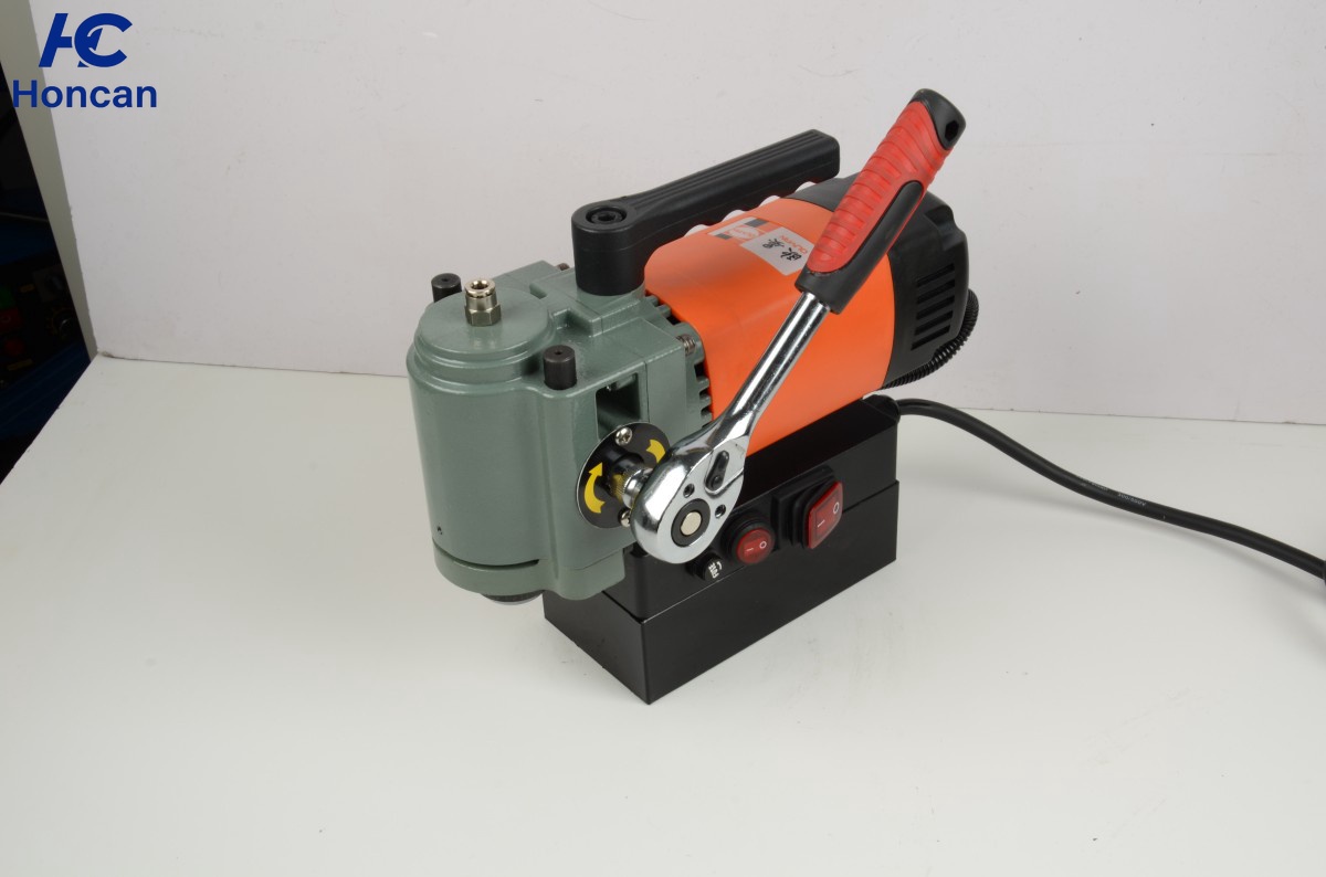 VDW50