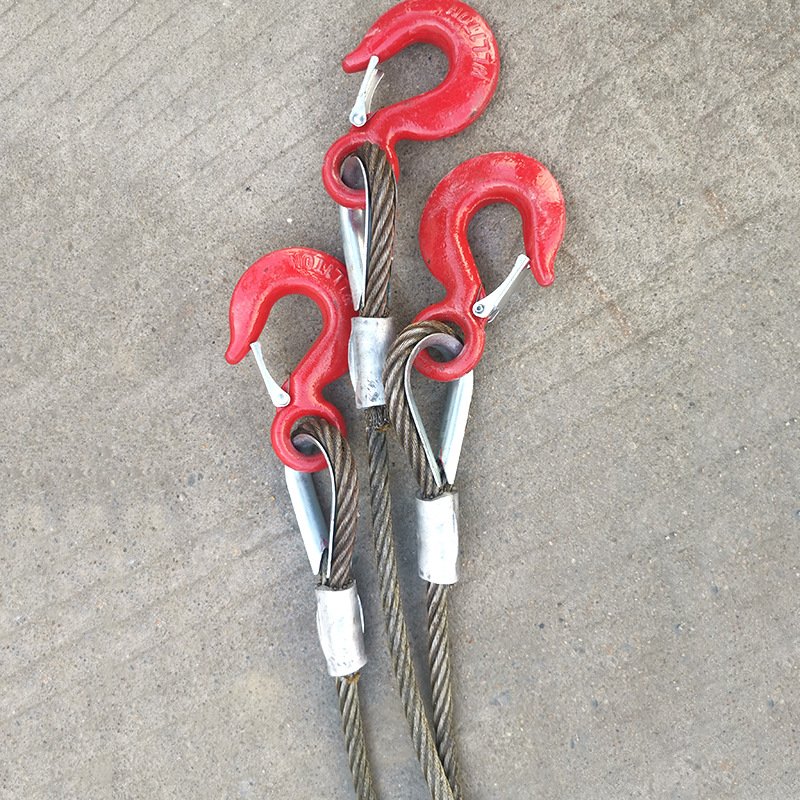 Eslingas de elevación de 3 toneladas con gancho y ojal de cable de acero brillante con aceite de 3 ramales