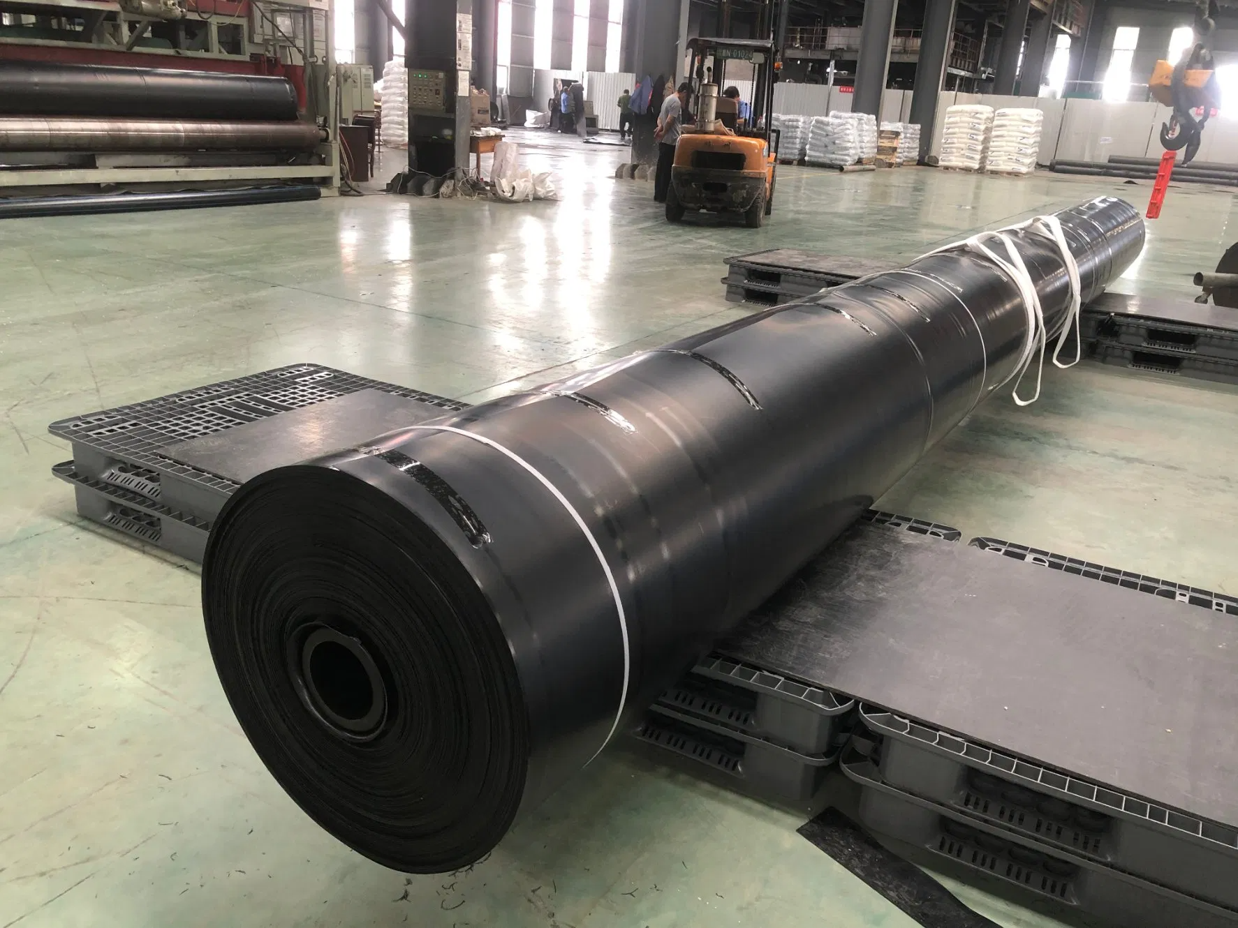 Geomembrana para estanque de piscifactoría con presa de HDPE LDPE de 1mm a 2mm