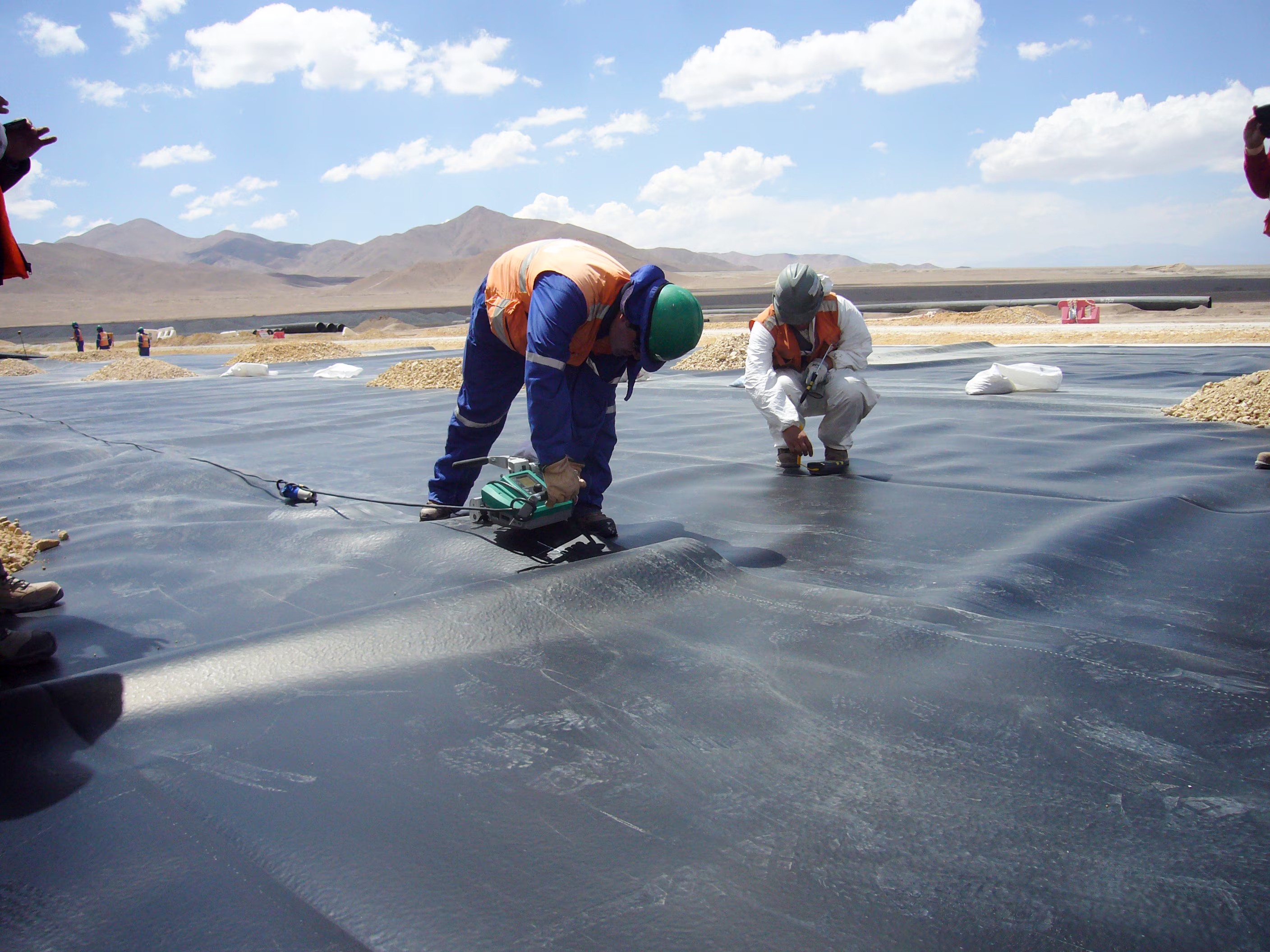 Geomembrana compuesta de HDPE para estanques, granjas, tanques, lámina de geomembrana, geomembrana
