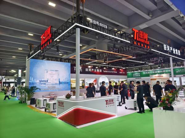 Strengthening Capabilities Through Dual Exhibitions, Empowering a New Journey | Tianhe Lithium Battery Showcases Its Strength at the Guangzhou Solar & Energy Storage Exhibition and Chongqing Motorcycle Expo