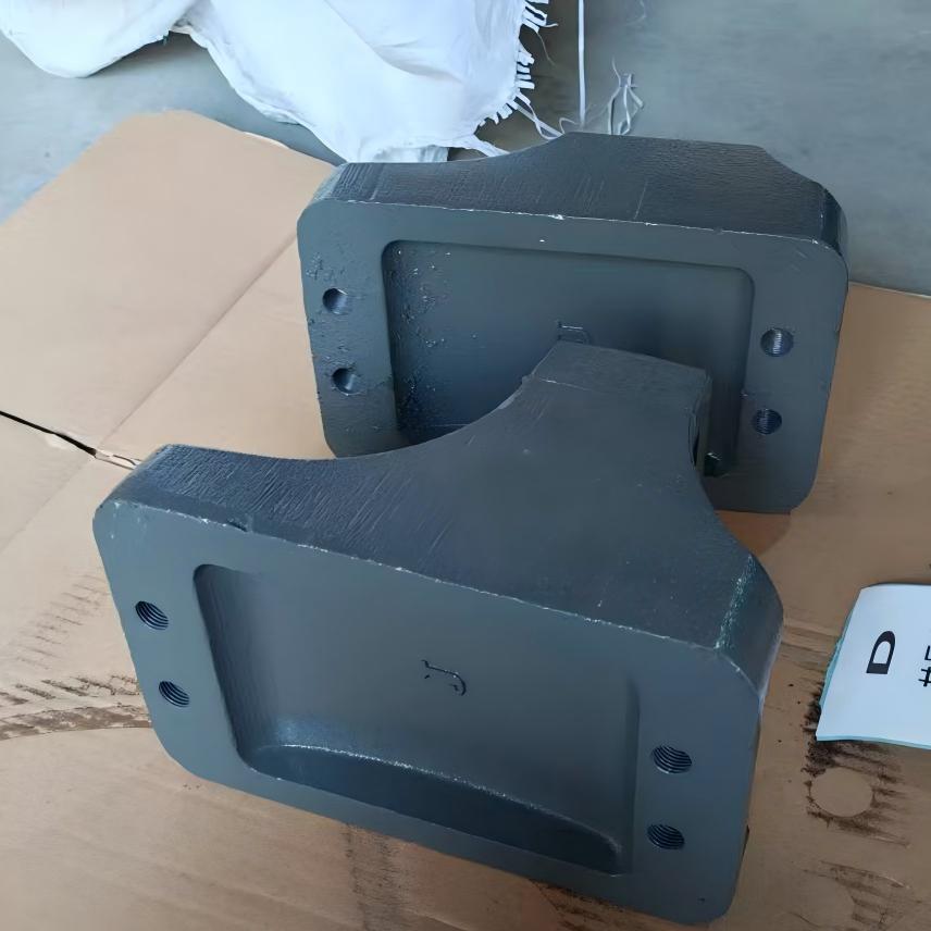 Asiento de ballesta L HOWO WG9725520277 Soporte de ballesta / soporte de suspensión para camión SINOTRUK