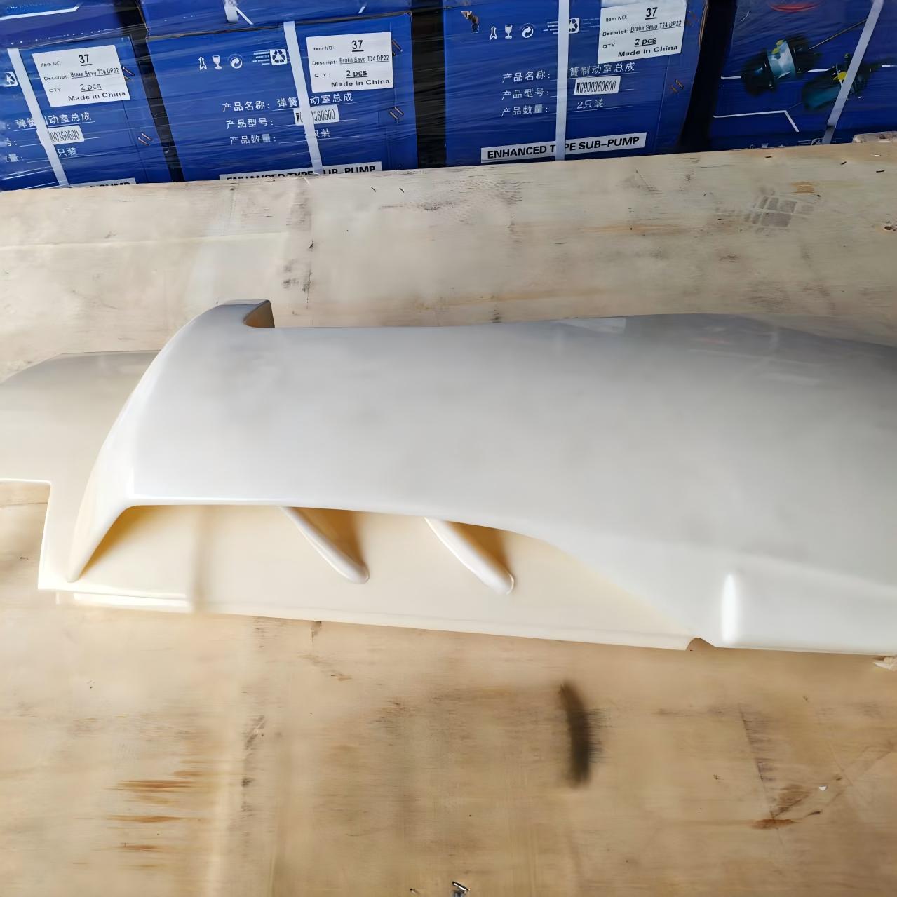 Almohadilla de capó TX380 R pintada (lado derecho) para camión pesado TX380