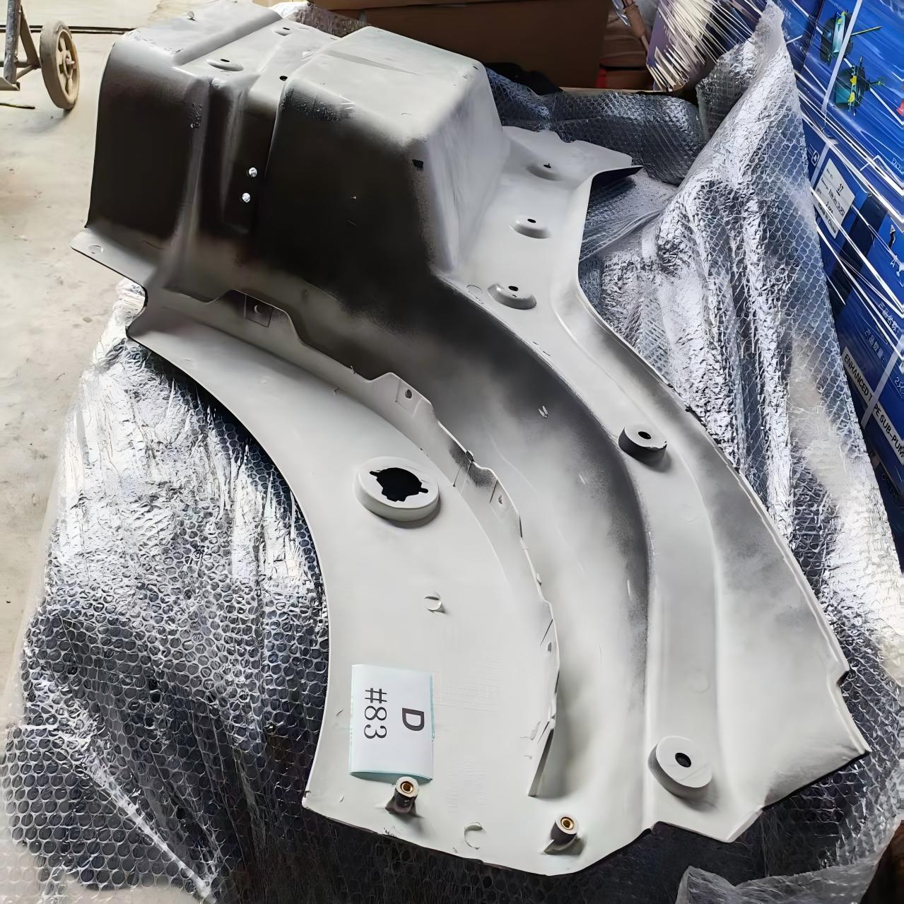 Guardabarros delantero TX380 R pintado WG166423238214 para camión pesado TX380
