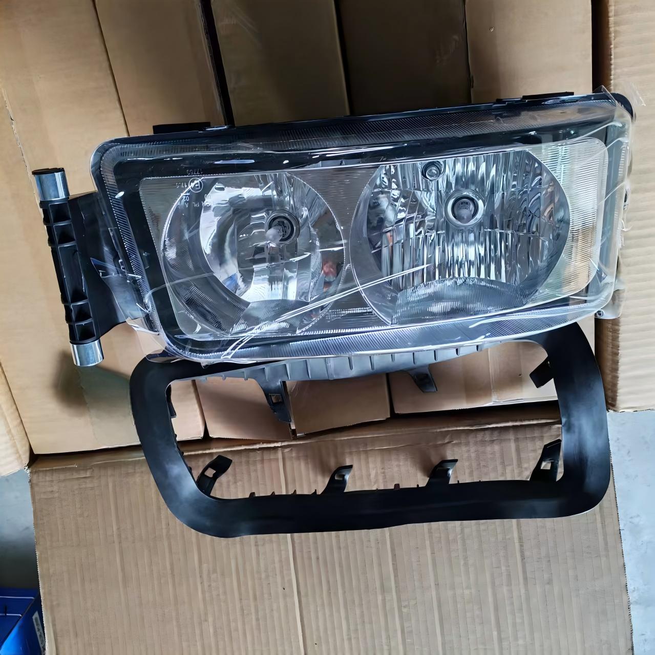 Faro TX R (lado derecho) conjunto de faro para camión pesado de la Serie TX