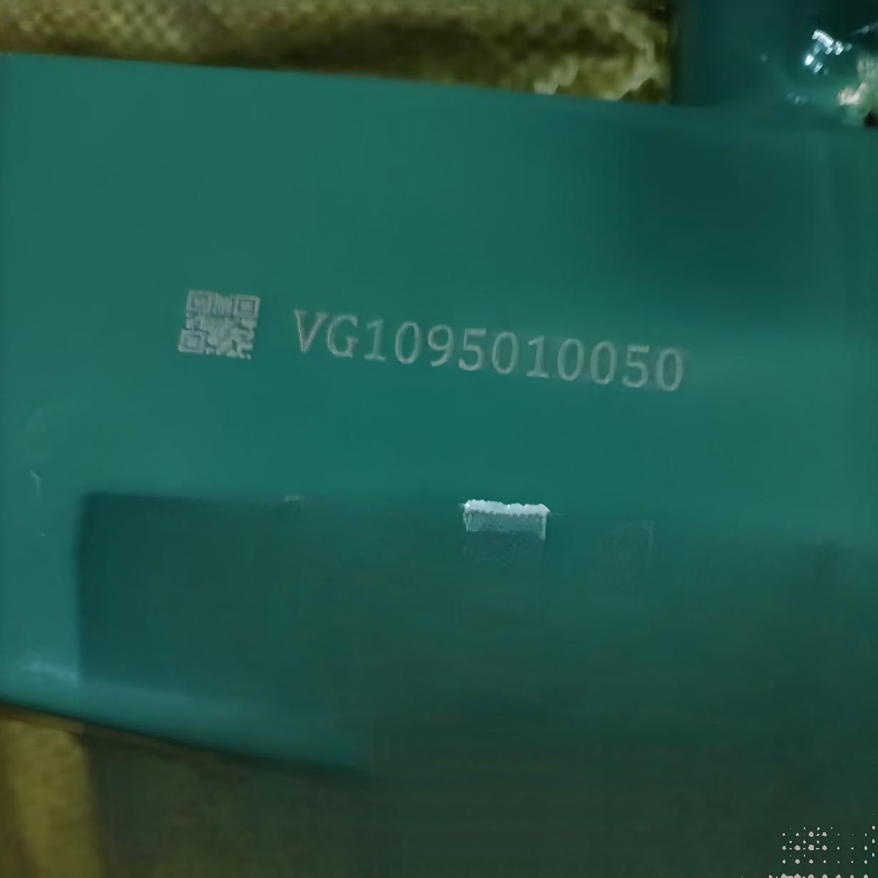 Separador de aceite–gas VG1095010050 para camión pesado SINOTRUK HOWO (respiradero del cárter del motor / separador PCV)