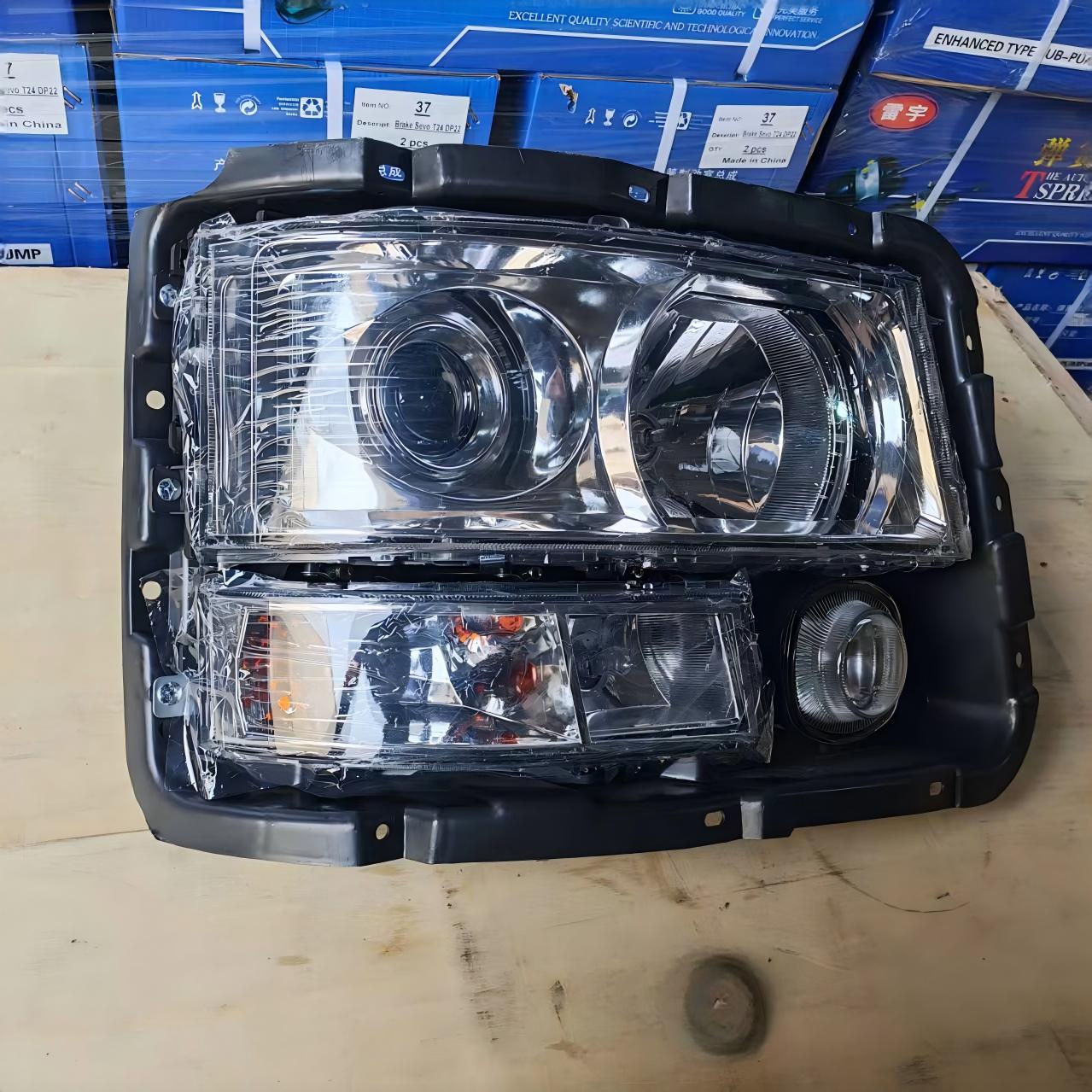 Conjunto de faro delantero de camión Shacman R (lado derecho) para series SHACMAN F2000 / F3000 / H3000
