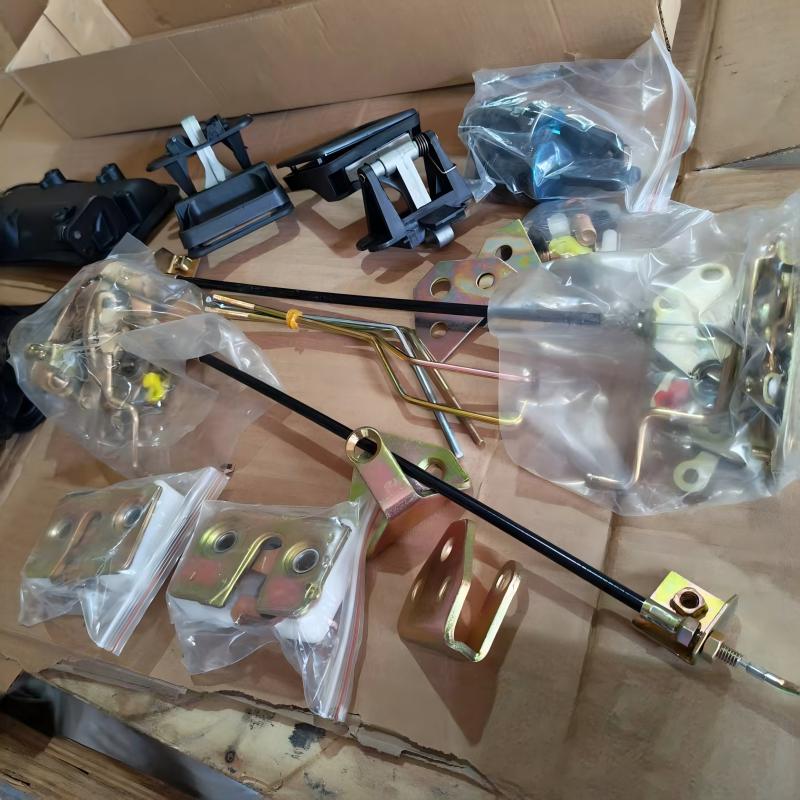 Conjunto de cerradura de puerta SINOTRUK HOWO WG1642341001 para cabina de camión HOWO A7 T7H