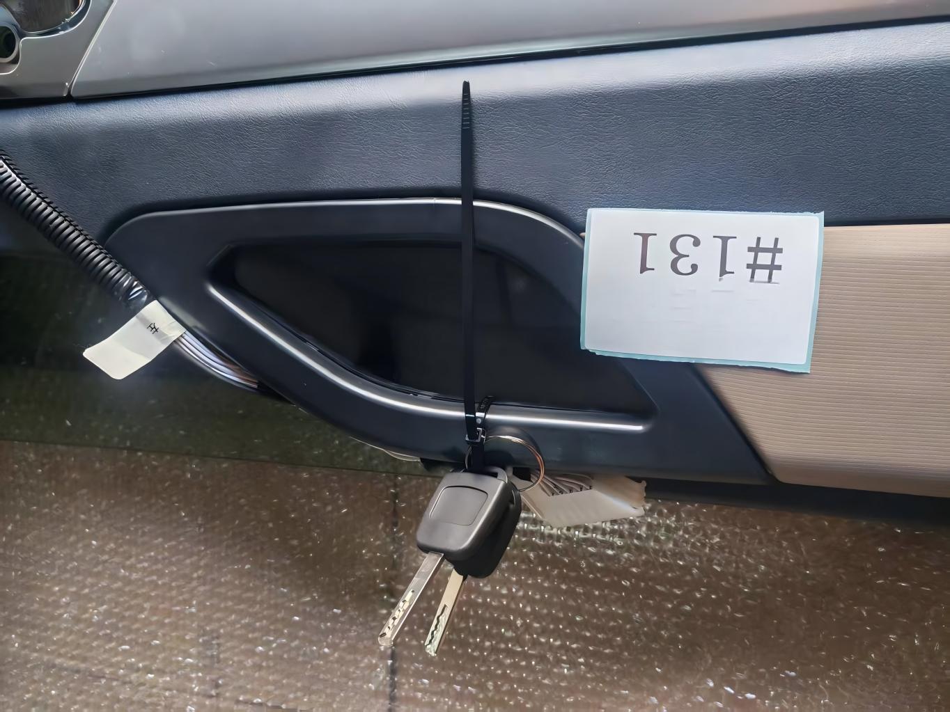 Conjunto de interruptor de puerta izquierda SINOTRUK HOWO TX AZ1671210103 con mazo de cables y sensor blanco