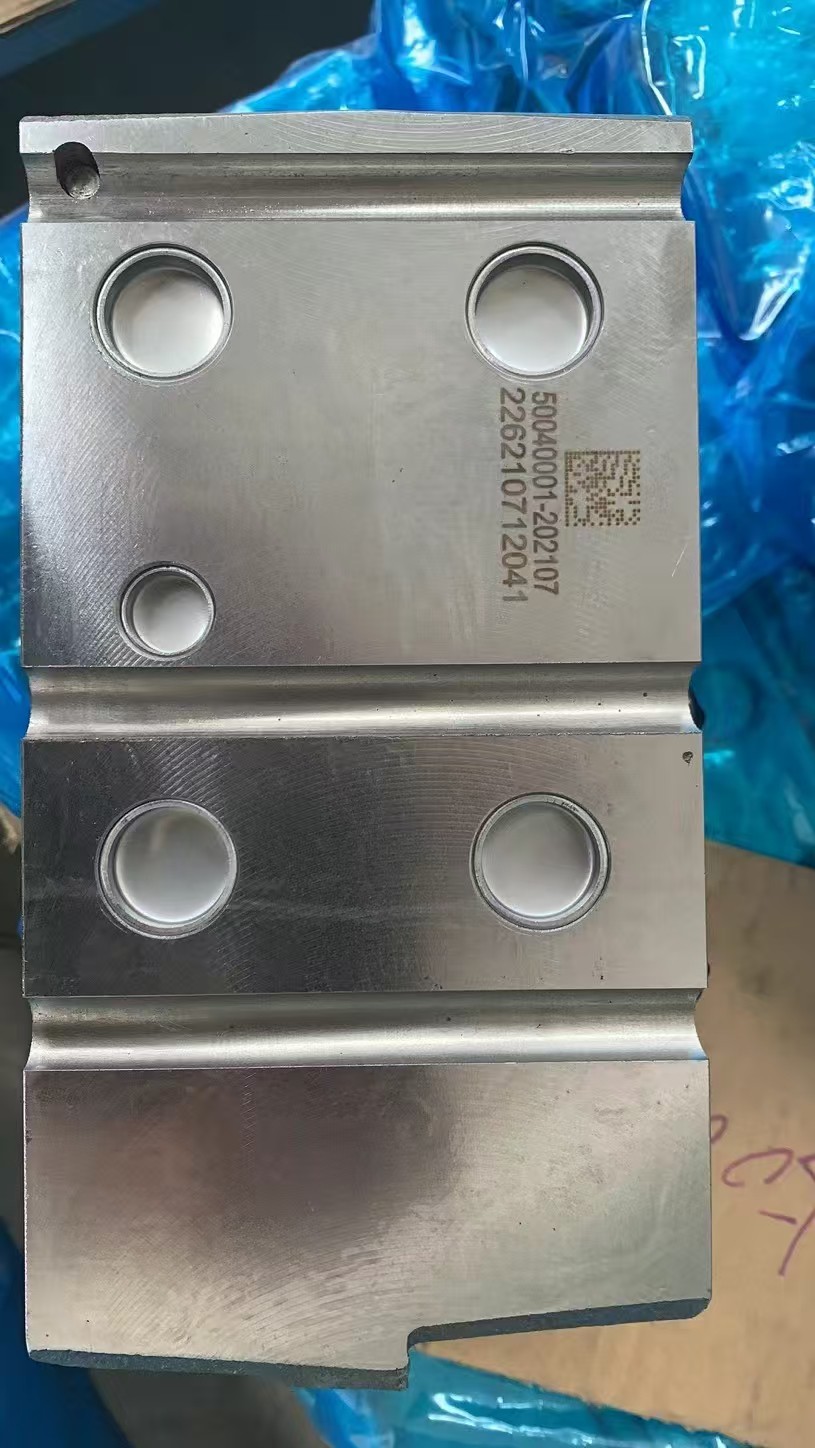 Culata de cilindro 50040001-202107 para motor diésel de camión pesado