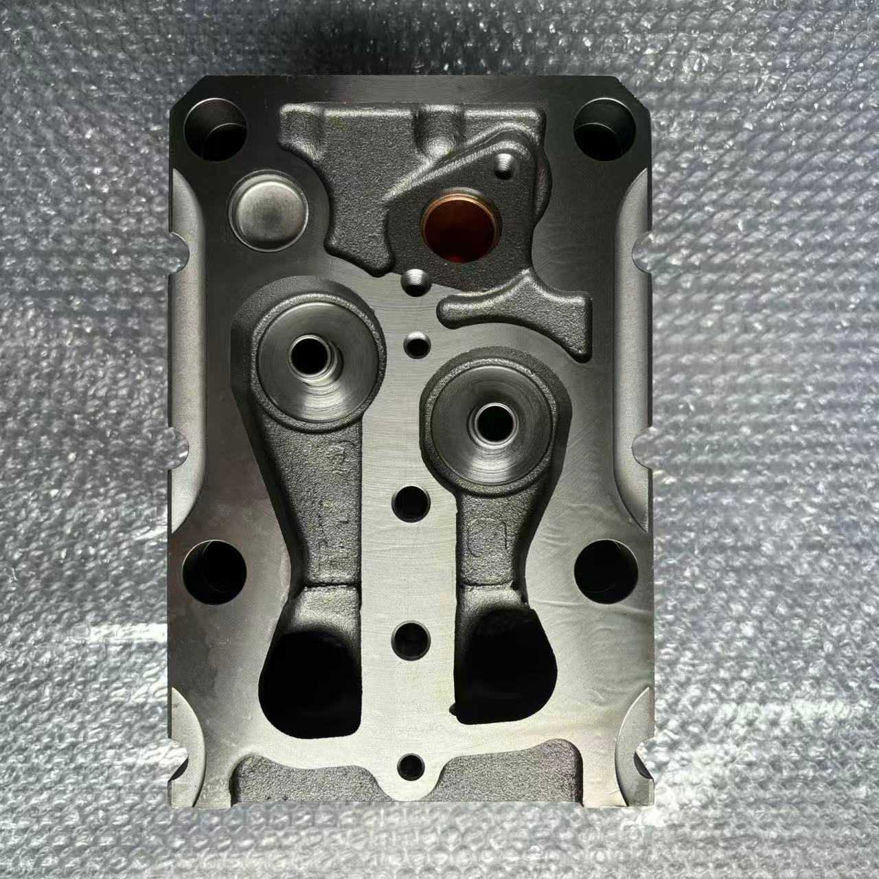 Culata de cilindro VG1540040058 Euro II para piezas de motor diésel HOWO STR