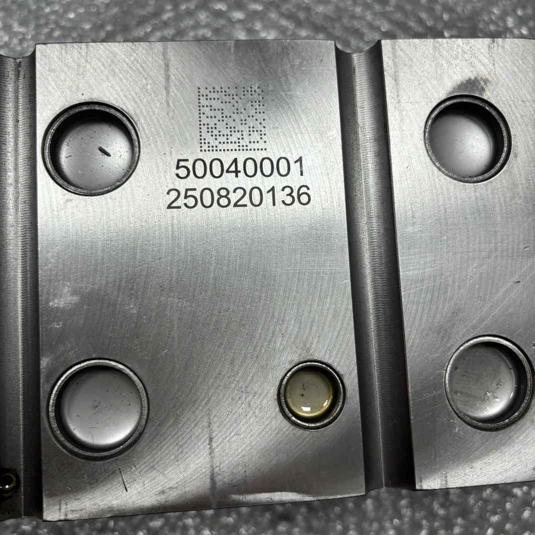 Culata de cilindro 612650040001 P10 de cuatro válvulas para piezas de motor diésel de camiones pesados