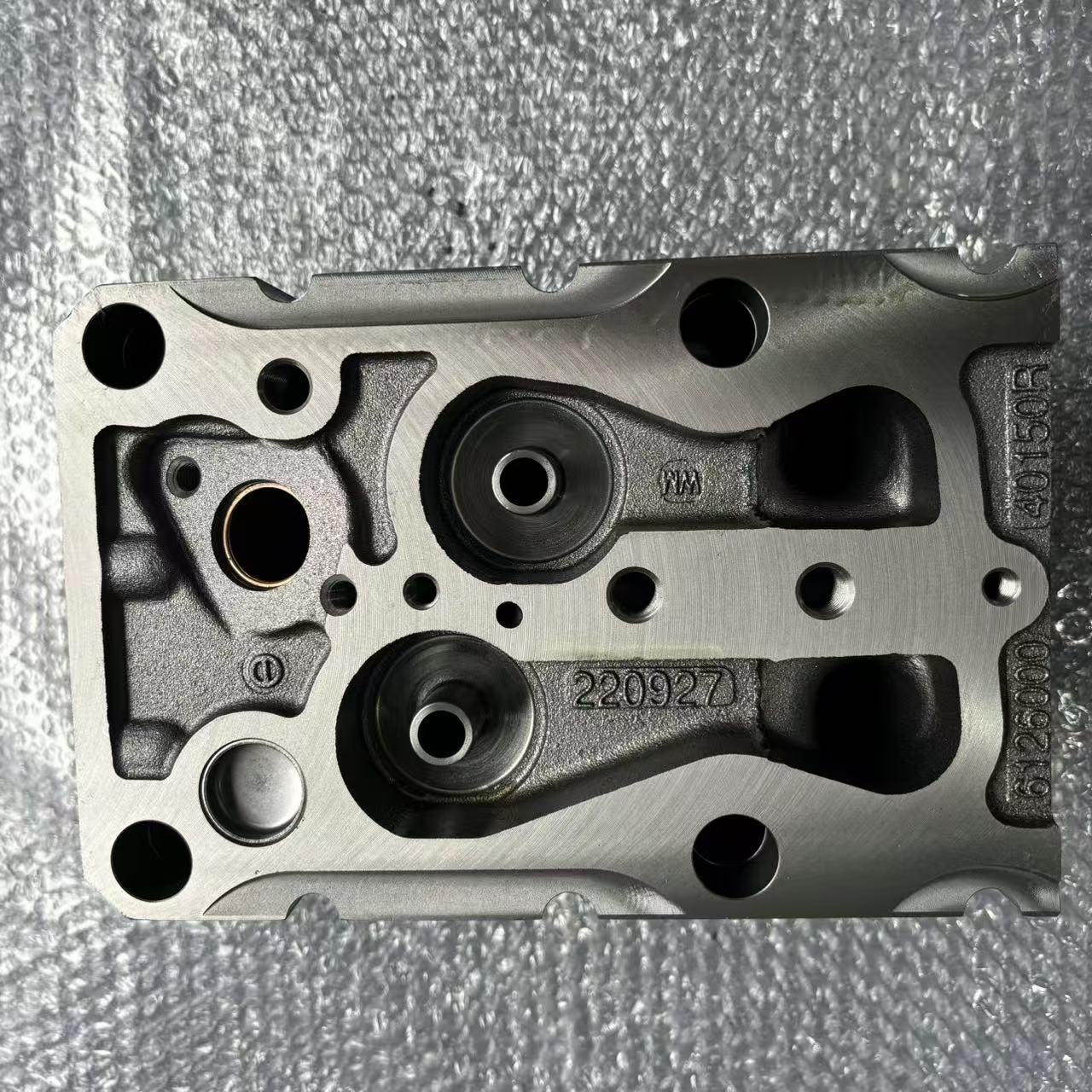 Culata de cilindro 61260040282 P10 de dos válvulas para piezas de motor diésel de camiones pesados