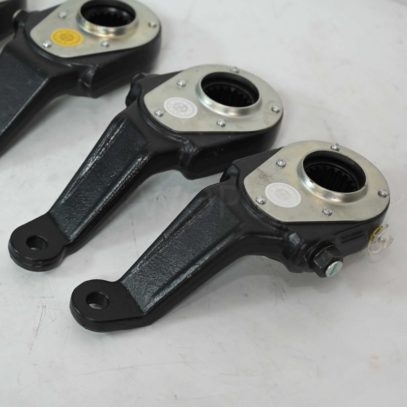 Торсионная тяга WG9725520277 для HOWO T7H (16T Rear Axle)