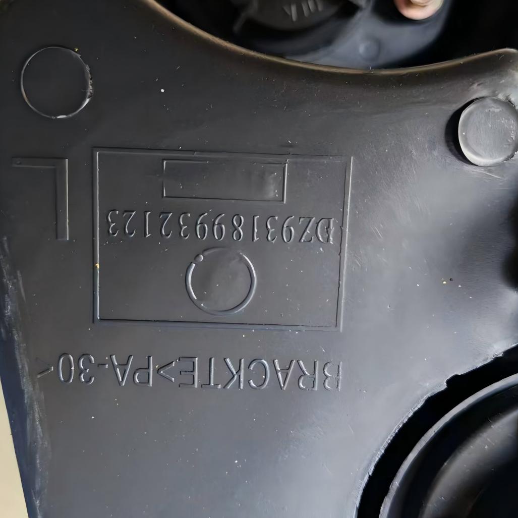 Блок-фара Shacman R (правая сторона) для грузовиков серии SHACMAN F2000 / F3000 / H3000