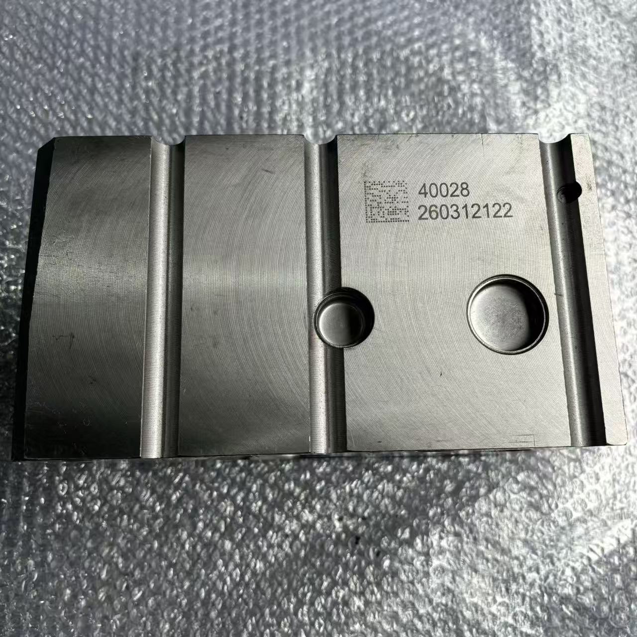 Головка блока цилиндров AZ1096040028 для двухклапанного двигателя Common Rail, детали дизельного двигателя HOWO
