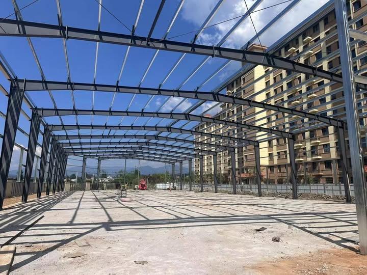 Estrutura de aço do armazém de 20×38m instalada com sucesso em Liaoning, China
