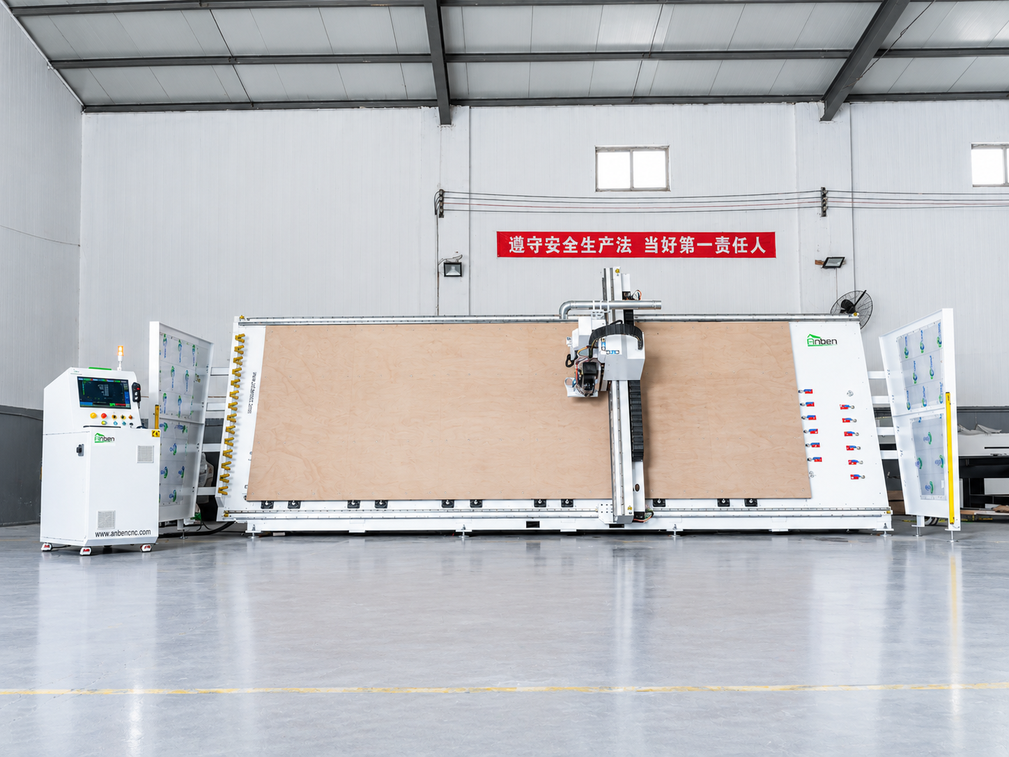 Fresadora CNC vertical V-2162