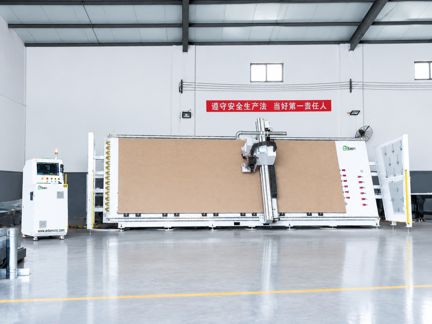 Fresadora CNC vertical V-2162