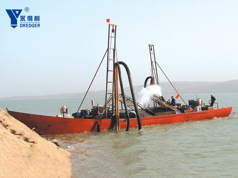 Self Suction, Discharge & Propelling Sand Dredger