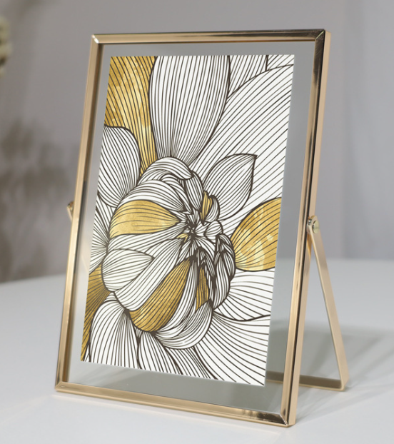 Metal photo frame