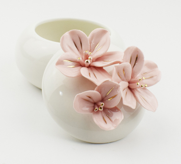 Ceramic artificial flower-shaped jewelry storage box