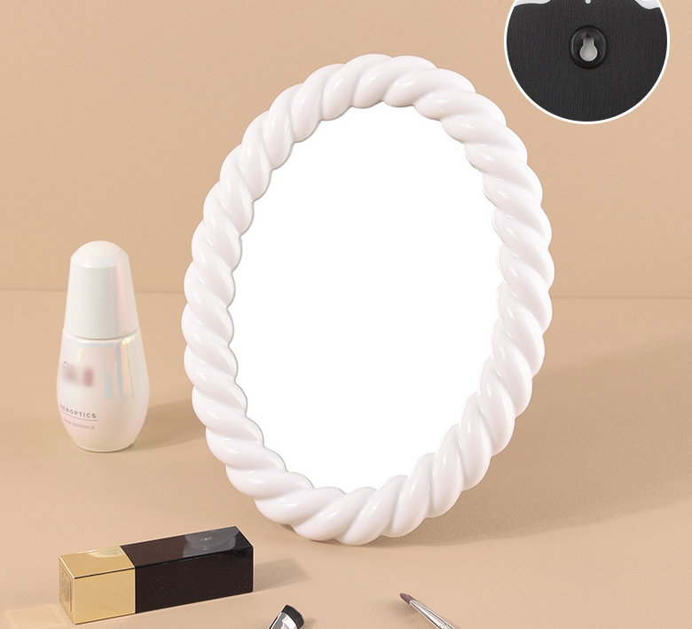 Plastic mirror