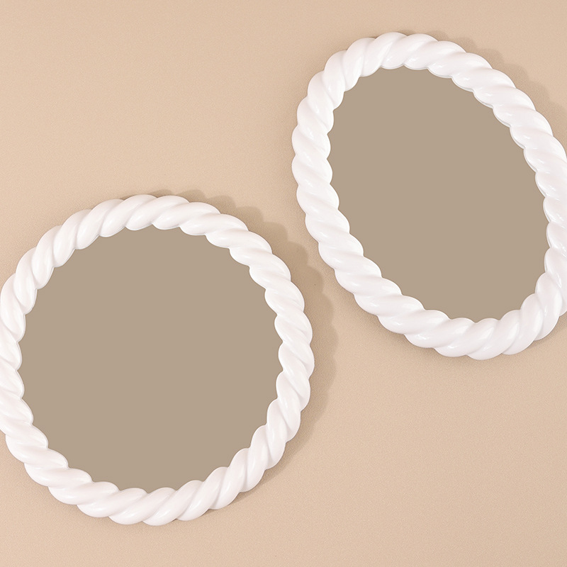 Plastic mirror