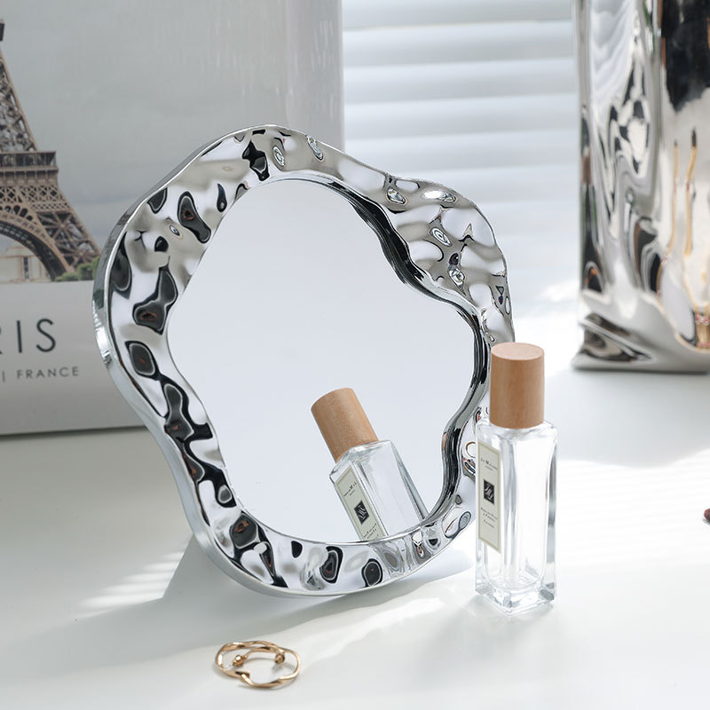 Plastic mirror