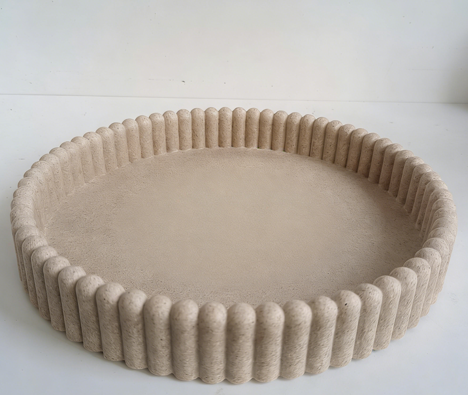 Polyresin tray