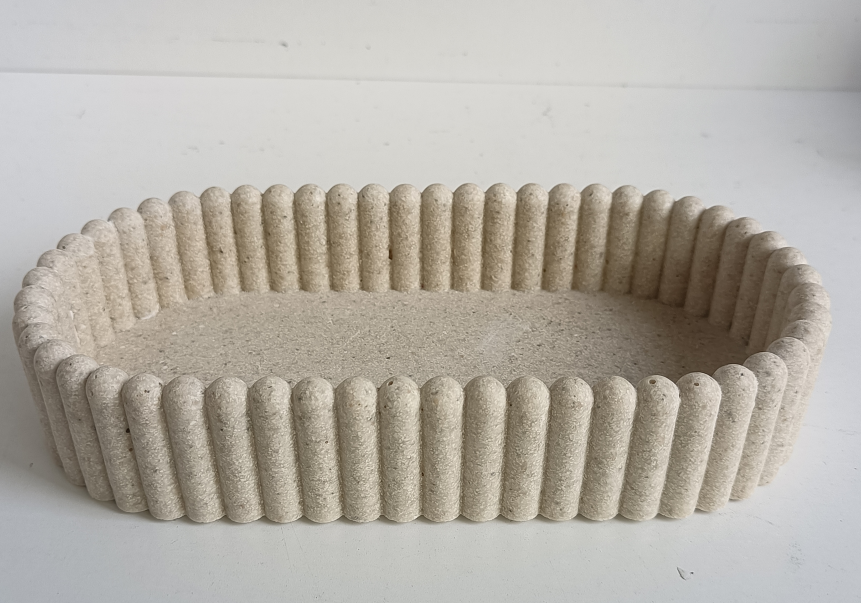 Polyresin tray