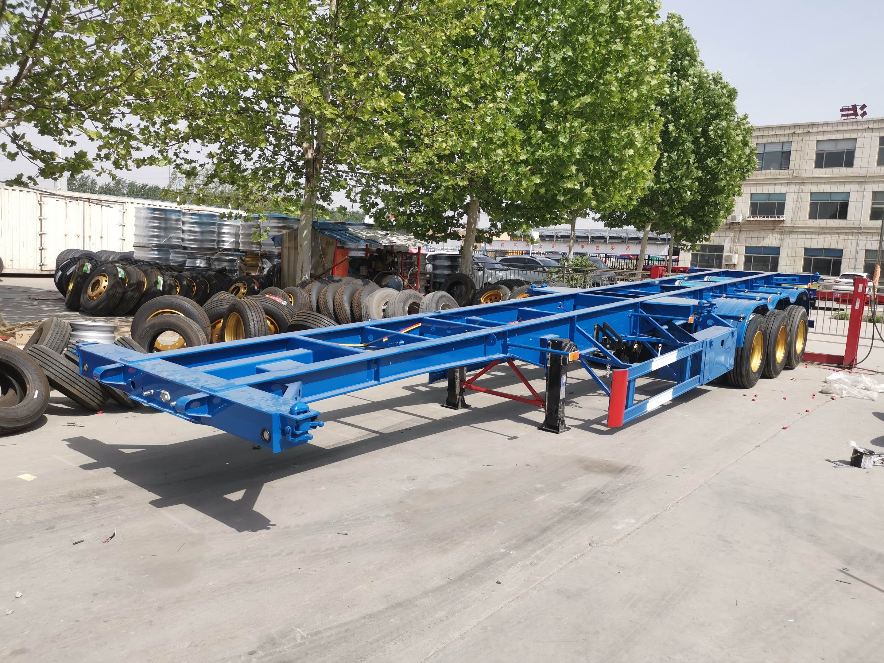 Semirremolque esquelético de 45ft y 3 ejes