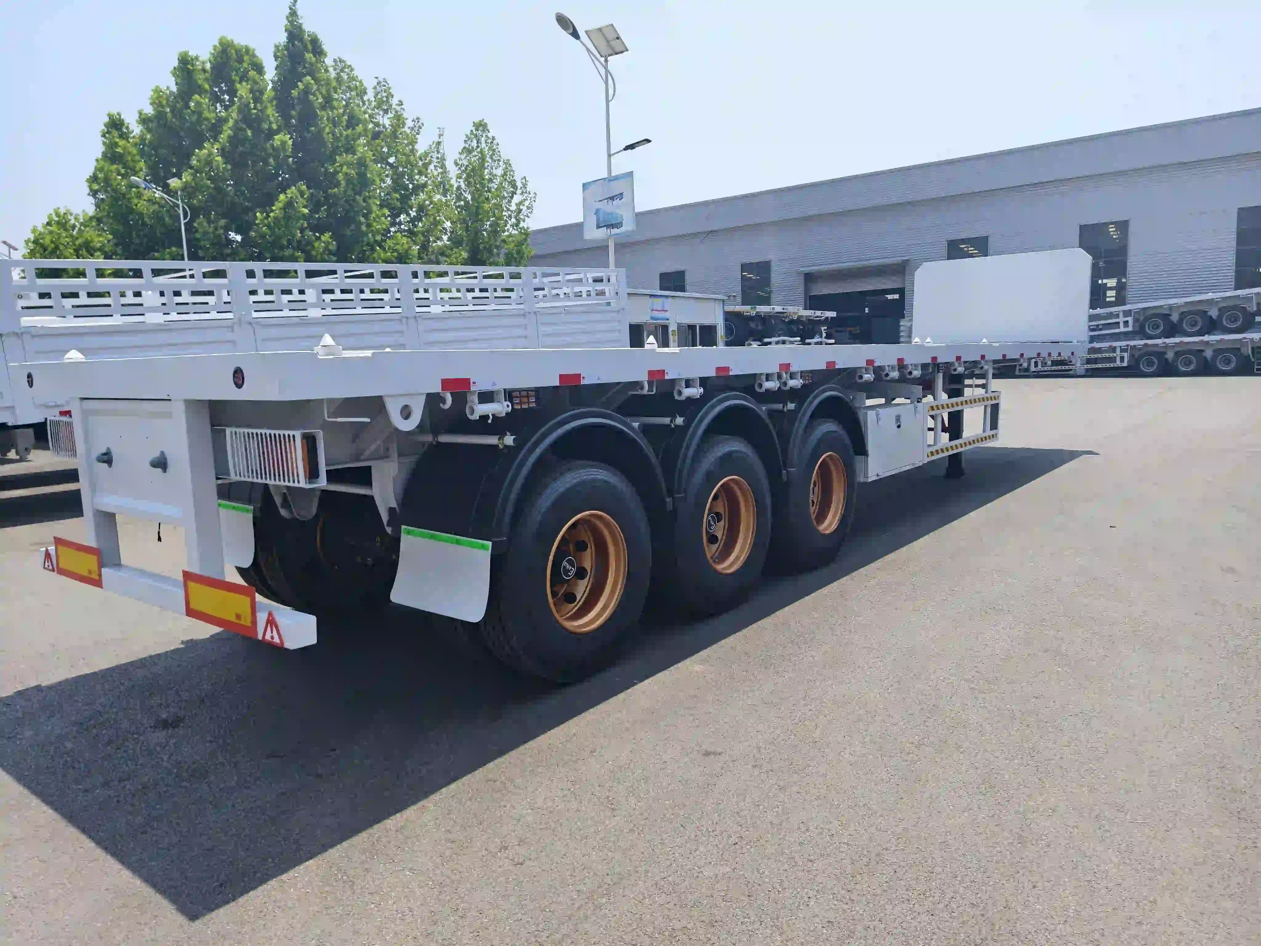 Semirremolque de plataforma de 40 ft y 3 ejes