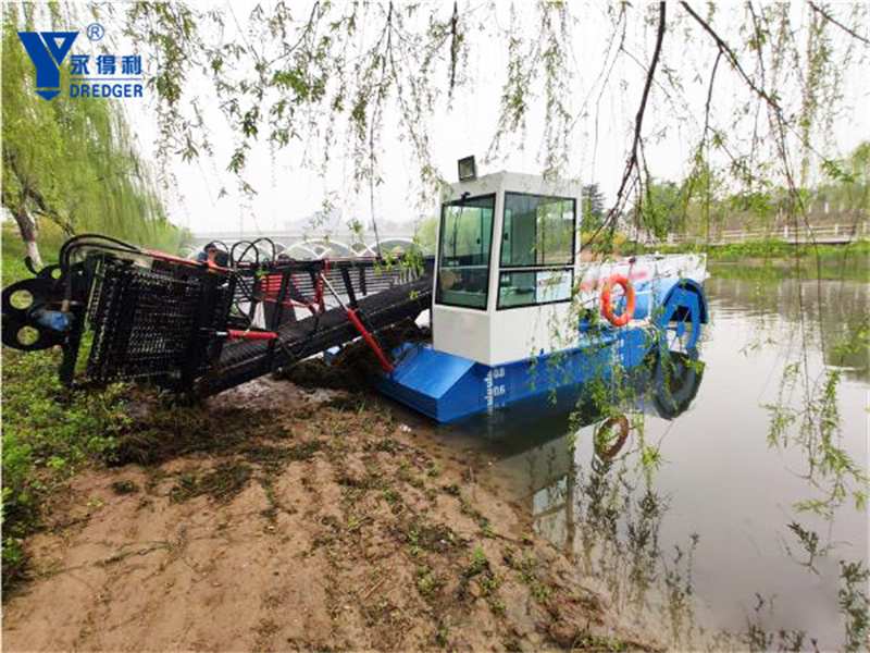 Уборочное судно