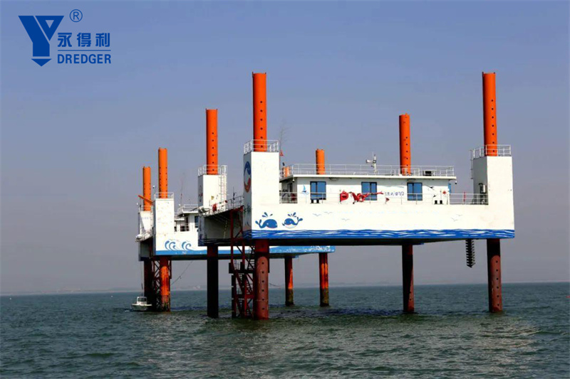 Barge elevable