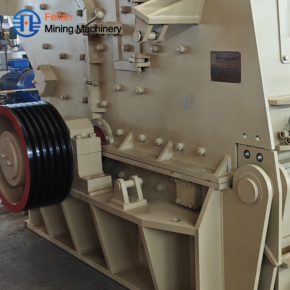 FEIFAN Máquina de impacto para minério de mineração e areia com rigoroso controle de qualidade alta velocidade de rotação e tamanho de descarga uniforme 