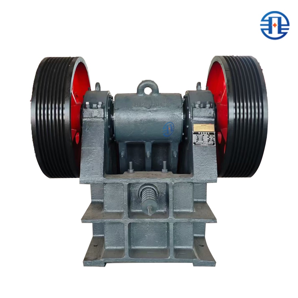 Britador de mandíbulas FEIFAN PE900×1200 144-310tph para processamento de basalto com baixo custo operacional, máquina aprovada pela CE
