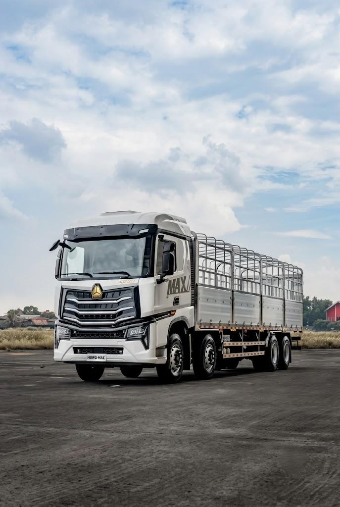 Abrange todos os segmentos de tonelagem; transporte de mercadorias em geral, cadeia fria e green-pass; Golden Powertrain, confiável e durável.