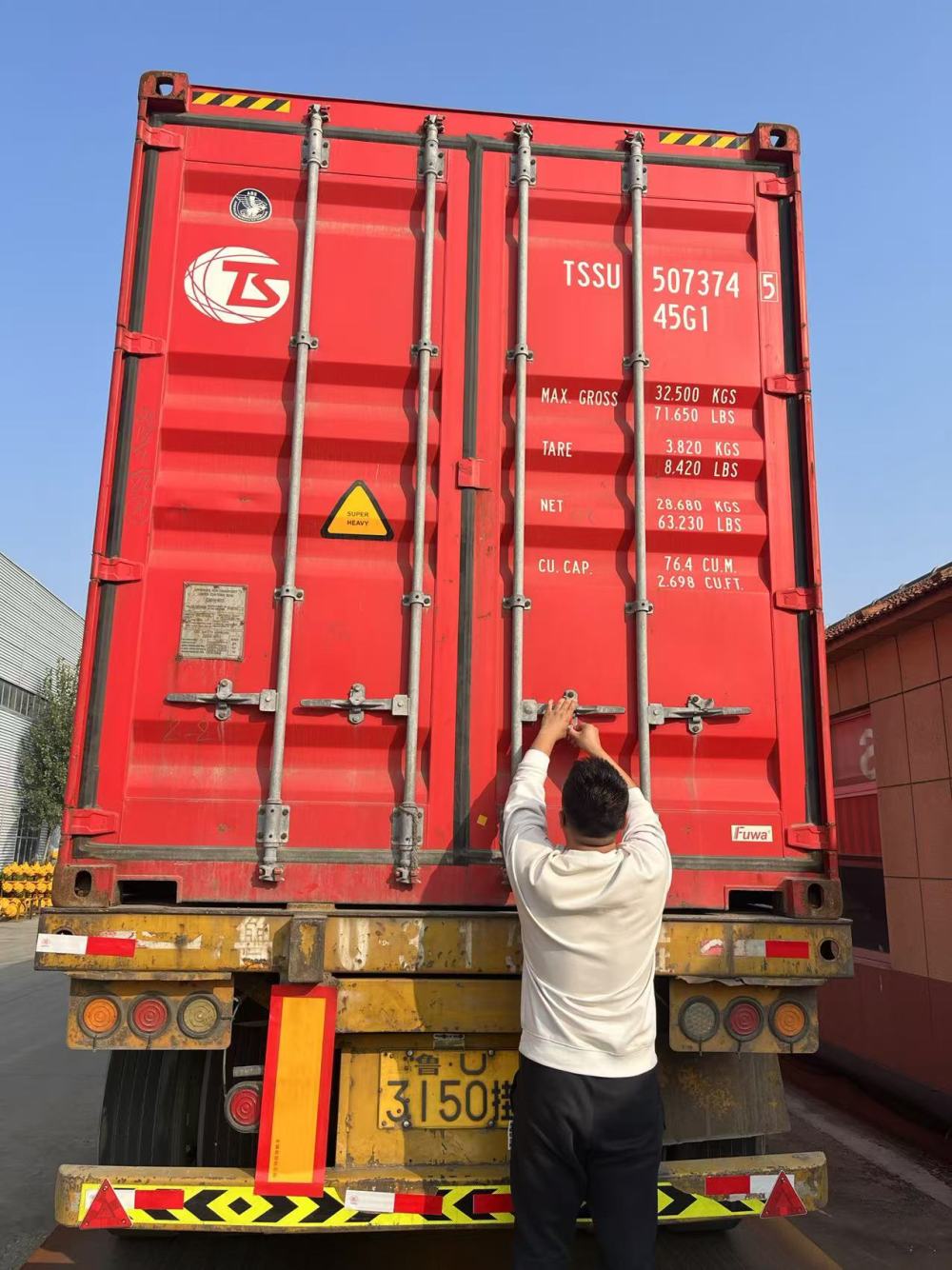 Embalaje protector multicapa para un transporte transfronterizo seguro
